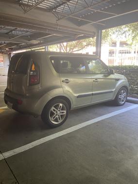 2011 Kia Soul +