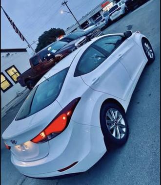 White 2015 Hyundai ELANTRA SE