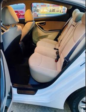 White 2015 Hyundai ELANTRA SE