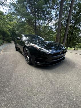 2018 Jaguar F-TYPE R