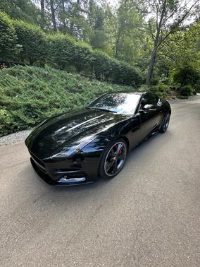 2018 Jaguar F-TYPE R