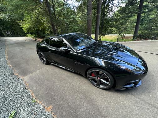 2018 Jaguar F-TYPE R