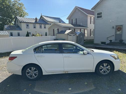 White 2012 Honda Accord SE
