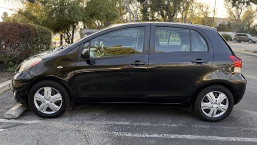 2010 Toyota Yaris Base
