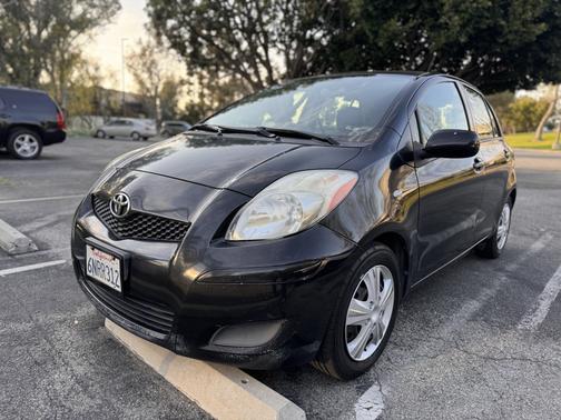 2010 Toyota Yaris Base