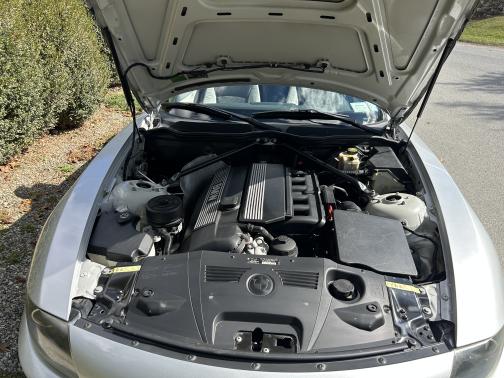 2005 BMW Z4 2.5i Roadster