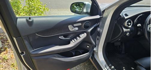 2020 Mercedes-Benz GLC 300 4MATIC