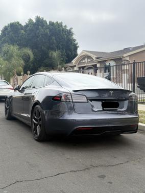 2022 Tesla Model S Long Range