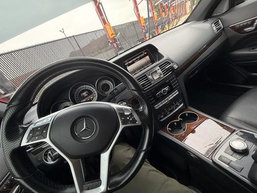 Black 2014 Mercedes-Benz E-Class E 350