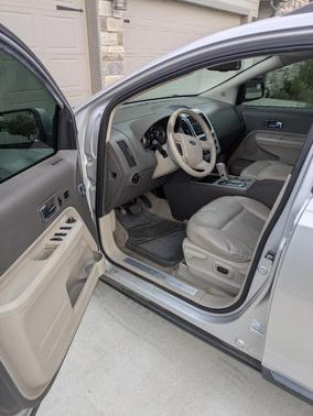 Silver 2010 Ford Edge Limited