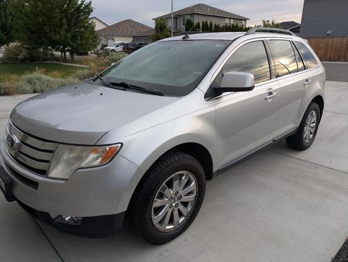 Silver 2010 Ford Edge Limited