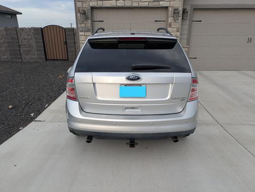 Silver 2010 Ford Edge Limited
