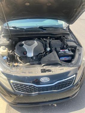 Black 2011 Kia Optima SX