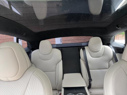 2022 Tesla Model S Plaid