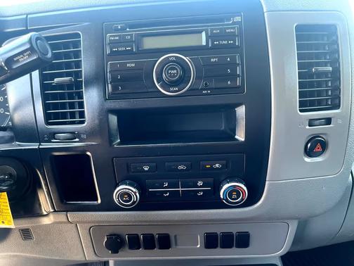 2013 Nissan NV Cargo NV1500 S V6