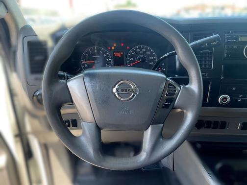 2013 Nissan NV Cargo NV1500 S V6