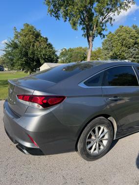 2018 Hyundai SONATA SE