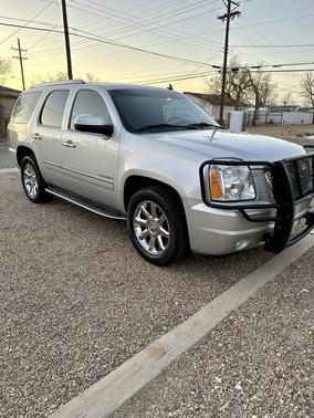 Silver 2014 GMC Yukon Denali