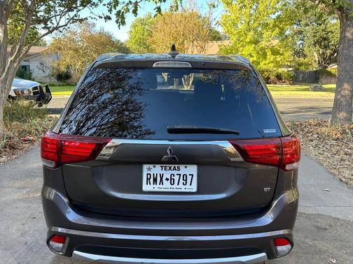 2018 Mitsubishi Outlander PHEV GT