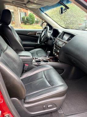 2014 Nissan Pathfinder SL