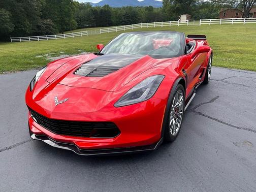 Red 2015 Chevrolet Corvette Z06