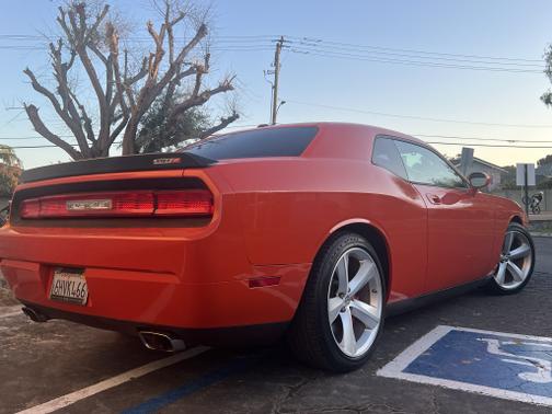 2009 Dodge Challenger SRT8