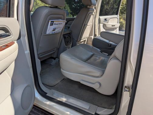 2014 Chevrolet Suburban 1500 LTZ