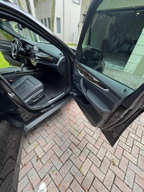 Black 2017 BMW X5 xDrive35i