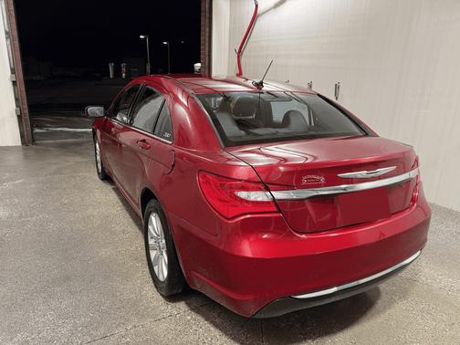 2012 Chrysler 200 Touring