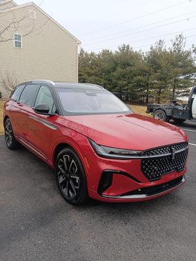 2024 Lincoln Nautilus Reserve