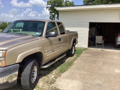 2006 Chevrolet Silverado 2500 LT H/D Extended Cab