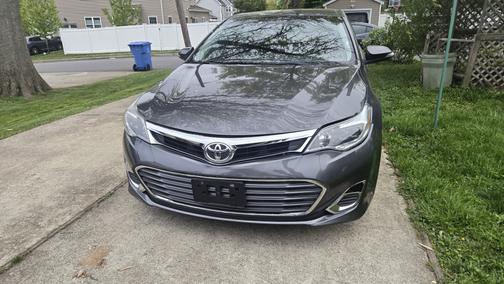 Gray 2013 Toyota Avalon XLE Premium