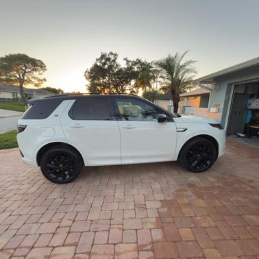 White 2023 Land Rover Discovery Sport S R-Dynamic