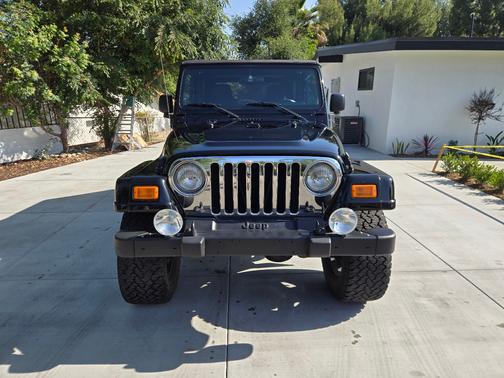 Black 2005 Jeep Wrangler Unlimited