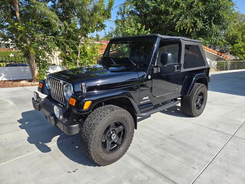 Black 2005 Jeep Wrangler Unlimited