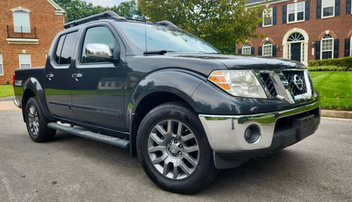 Gray 2010 Nissan Frontier LE
