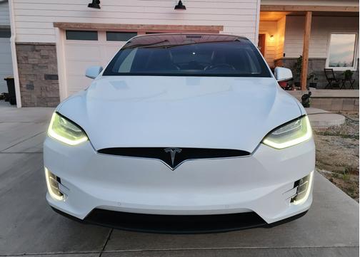 White 2016 Tesla Model X P90D