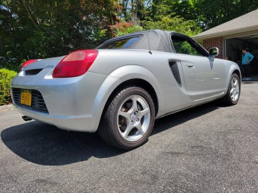 2001 Toyota MR2 Spyder