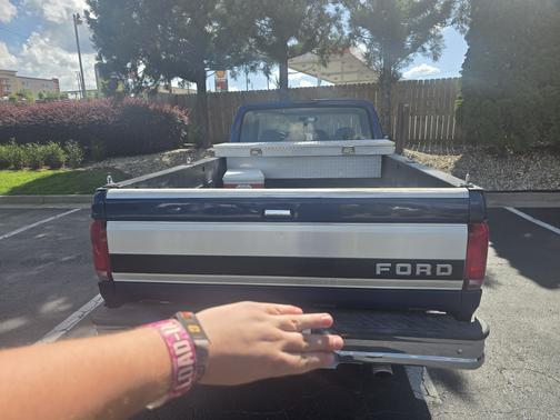 1996 Ford F-250 XL SuperCab H/D