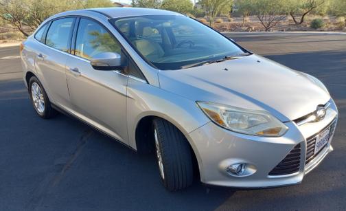 Photo 1 of 18 of 2012 Ford Focus SEL