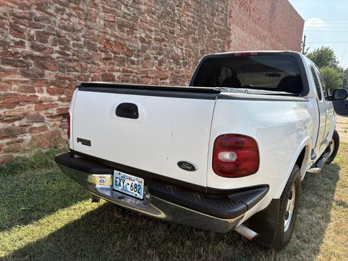 1999 Ford F-150 Lariat SuperCab Flareside