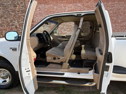 1999 Ford F-150 Lariat SuperCab Flareside