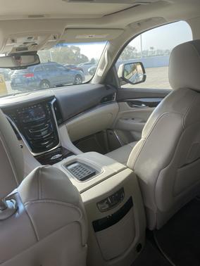 2016 Cadillac Escalade Premium