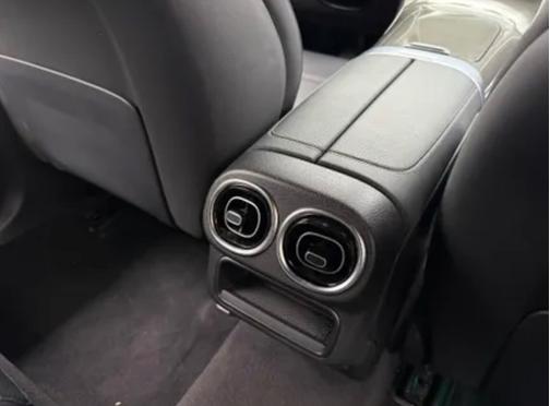 Black 2024 Mercedes-Benz GLC 300 4MATIC