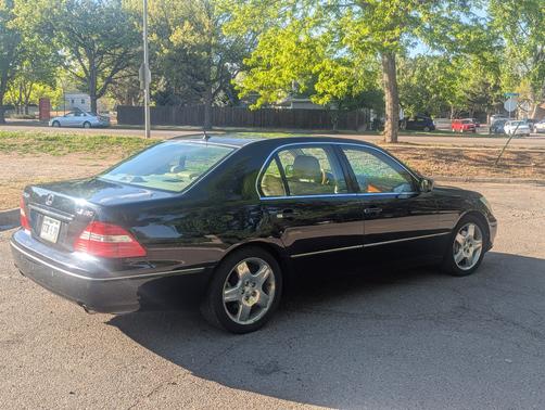 Black 2005 Lexus LS 430 Base