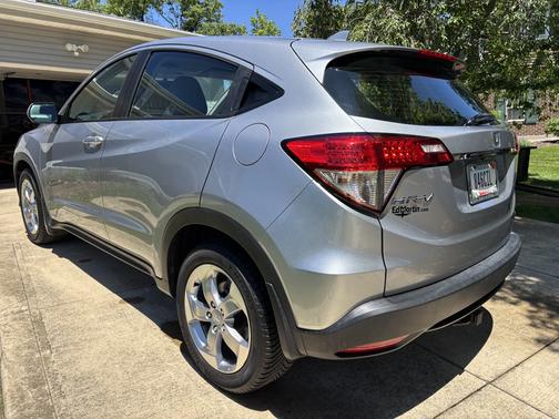Silver 2019 Honda HR-V LX