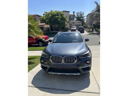 Photo 2 of 19 of 2018 BMW X1 sDrive28i