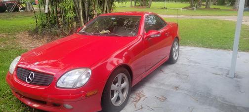 Red 2001 Mercedes-Benz SLK-Class SLK320