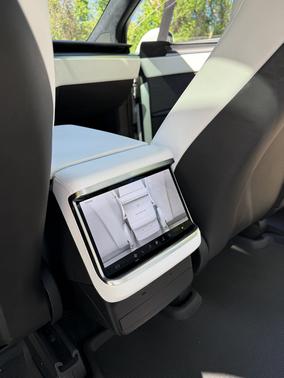 White 2024 Tesla Model X Plaid