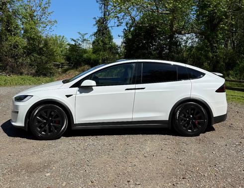 White 2024 Tesla Model X Plaid